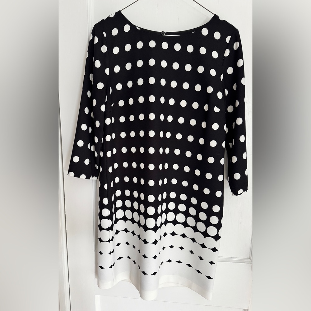 Banana Republic Elegant polka dot dress